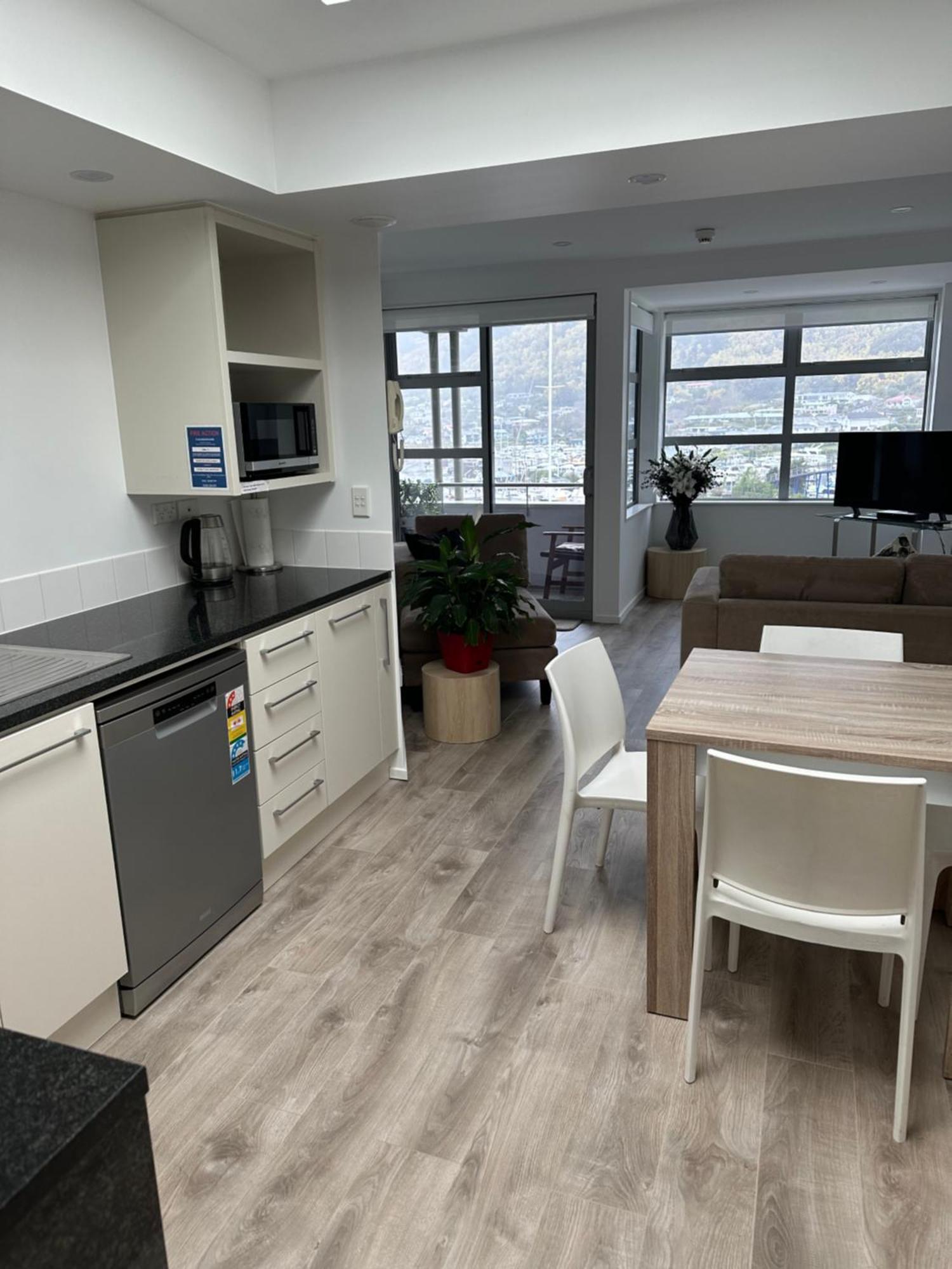 Picton Waterfront Apartments Extérieur photo