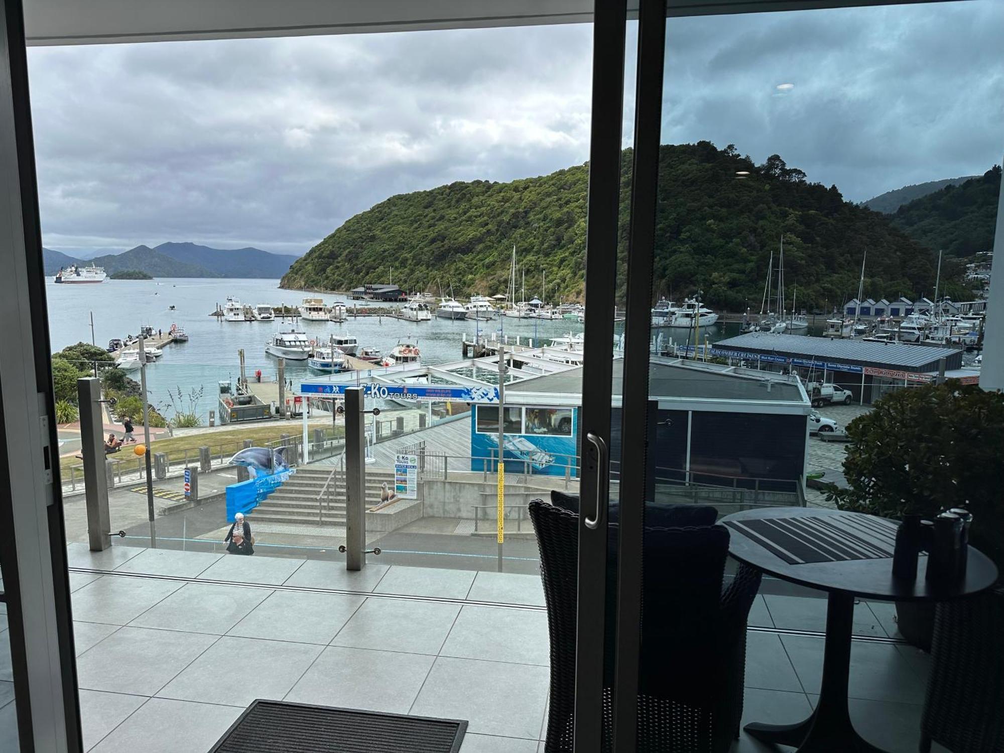 Picton Waterfront Apartments Extérieur photo