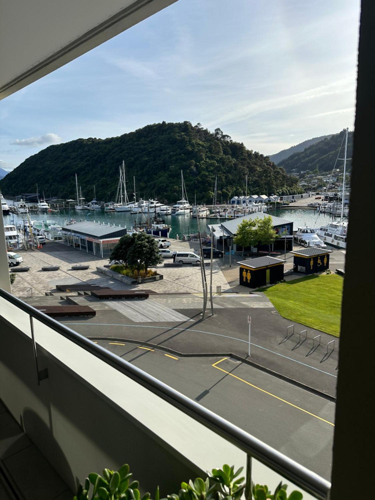 Picton Waterfront Apartments Extérieur photo